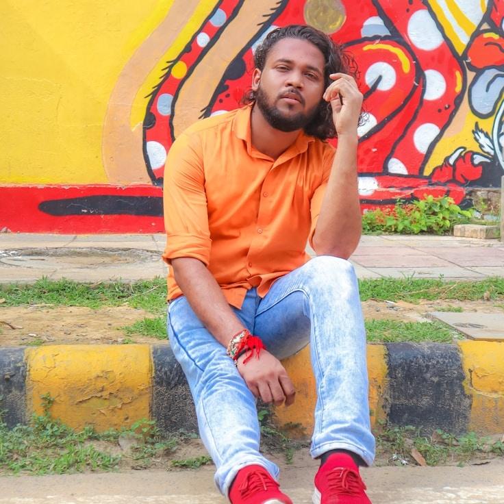 Portrait of Ravi meditation instructor